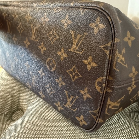 Louis Vuitton Classic Neverful MM monogram tote handbag purse - Picture 2 of 16